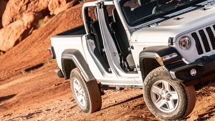 Детали экстерьера Jeep Gladiator Sport (JT) 2019 года  (NA) (фото 3 из 26)